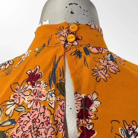 Live 4 Truth Mustard Floral Choker V-Neck Crop Blouse - Picture 3 of 4